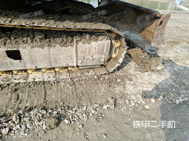 左驅(qū)動(dòng)輪(行走機(jī)構(gòu)) 左驅(qū)動(dòng)輪(行走機(jī)構(gòu))