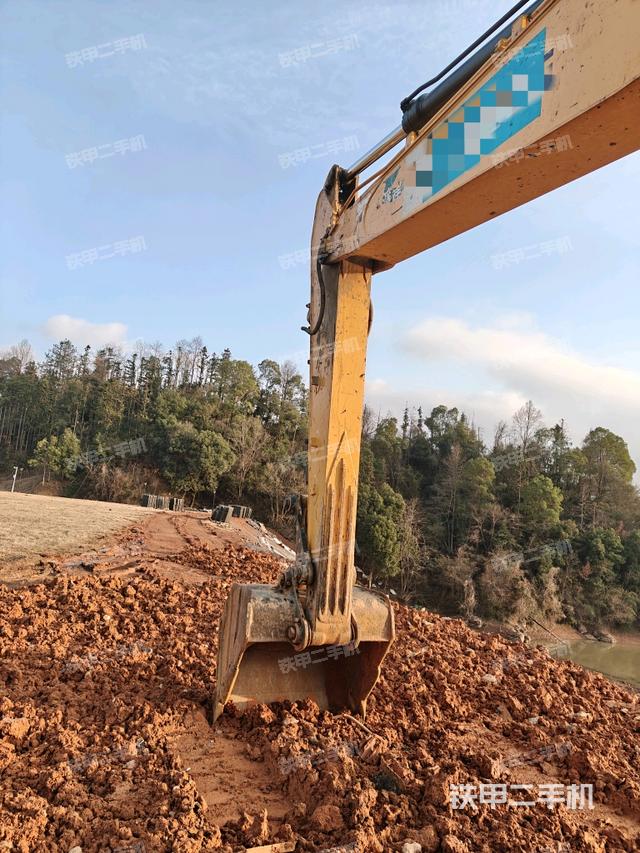 小臂整體左后（工作和回轉(zhuǎn)裝置）