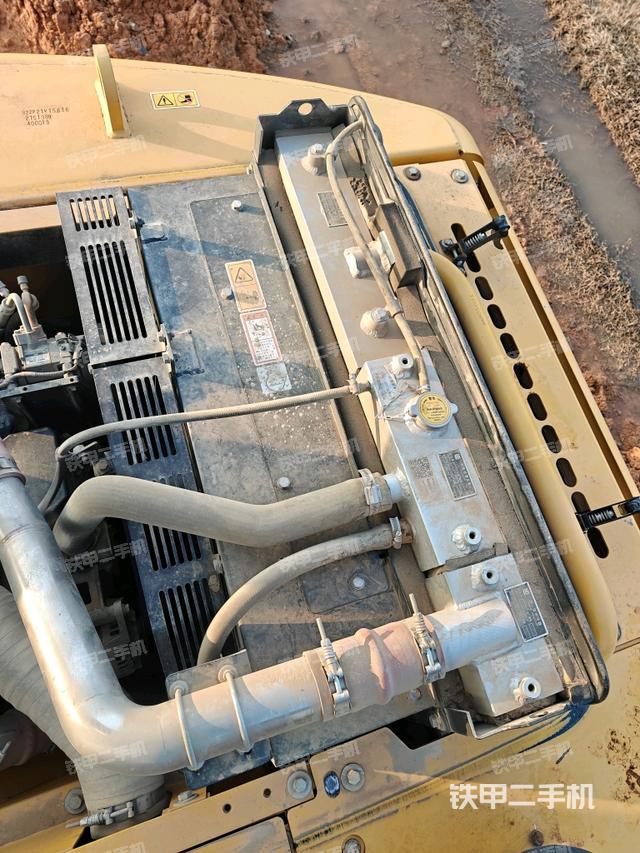 回轉(zhuǎn)馬達(dá)（上車部件）