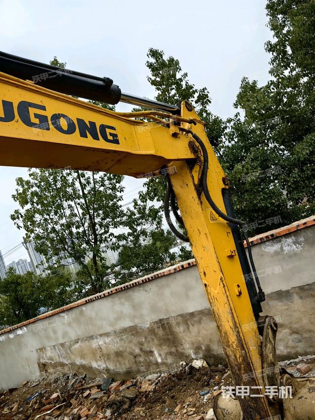 小臂整體右前（工作和回轉(zhuǎn)裝置）