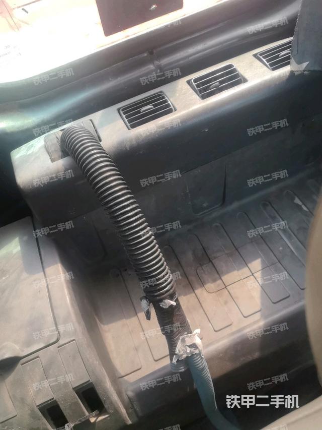 座椅后部（駕駛室部分）