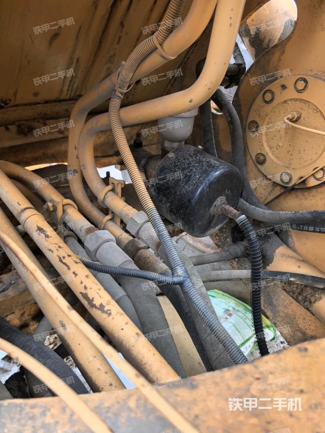 變速箱(整機(jī)外觀及大件) 變速箱(整機(jī)外觀及大件)