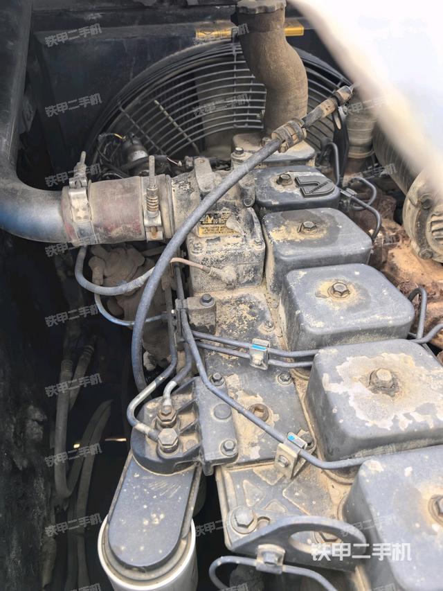 發(fā)動(dòng)機(jī)整體俯視（整機(jī)外觀）