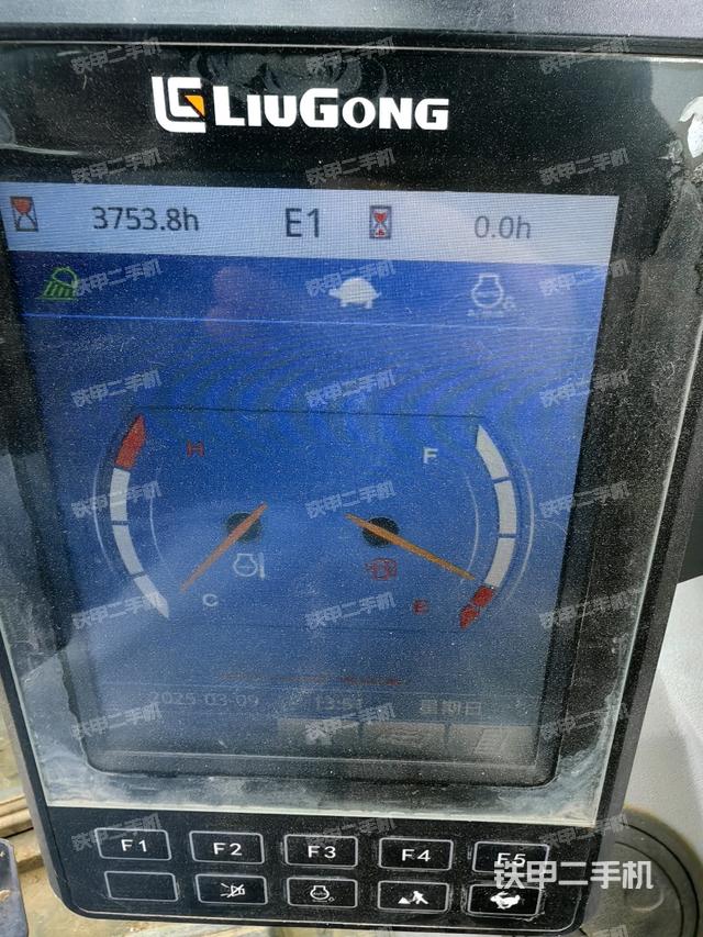 小時(shí)表（駕駛室部分）