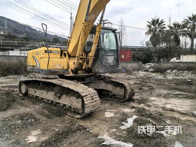 右前45(整機(jī)外觀) 右前45(整機(jī)外觀)