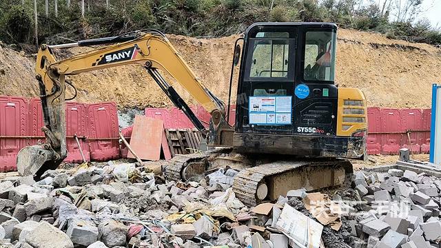 整机右后45°（整机外观）