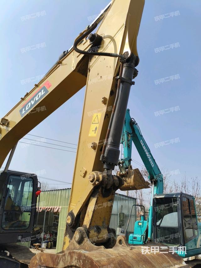 小臂整體左后（工作和回轉(zhuǎn)裝置）