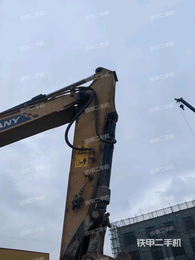 小臂整體左后（工作和回轉(zhuǎn)裝置）