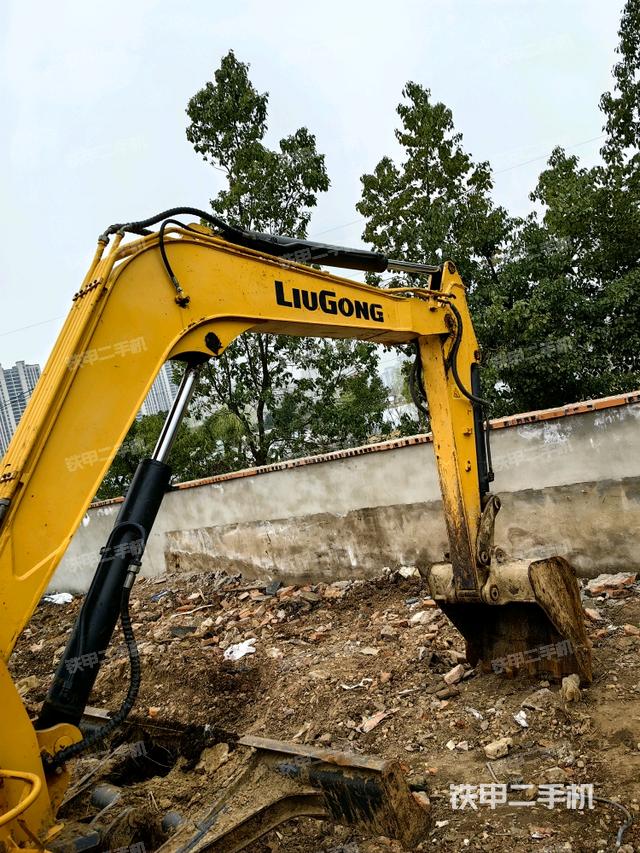 大臂整體?右側(cè)（工作和回轉(zhuǎn)裝置）