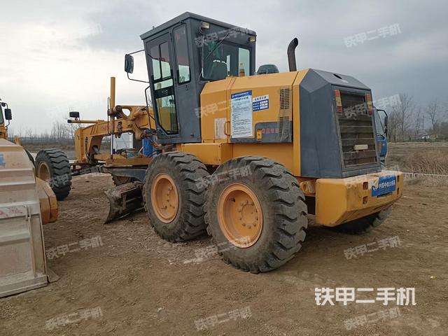 整機左側(設備外觀及核心部件) 整機左側(設備外觀及核心部件)