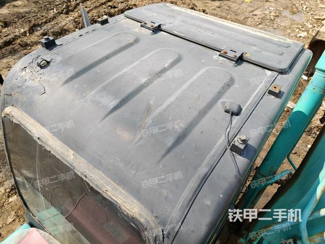 駕駛室頂部俯視（上車部件）