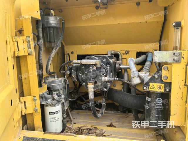 液壓泵室(大件艙室) 液壓泵室(大件艙室)