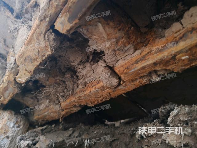 右側(cè)行走馬達(dá)蓋板(行走機(jī)構(gòu)) 右側(cè)行走馬達(dá)蓋板(行走機(jī)構(gòu))