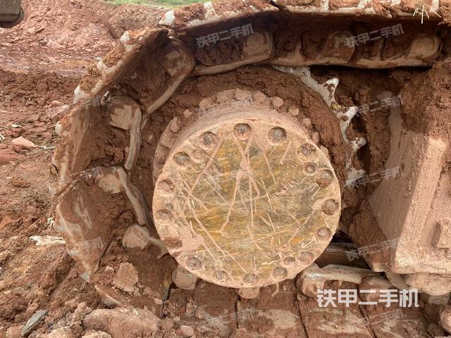 右側(cè)履帶整體（行走機構(gòu)）