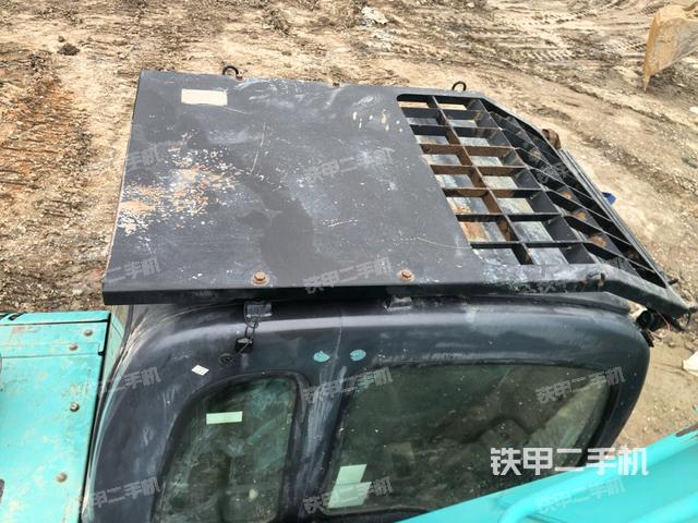 駕駛室頂部俯視（上車部件）