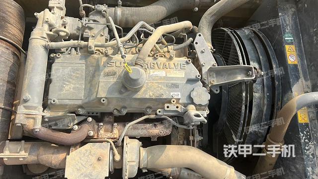 發(fā)動(dòng)機(jī)室（上車部件）