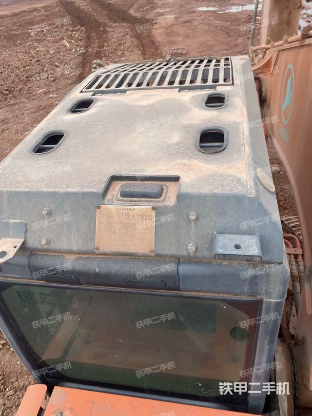 駕駛室頂部俯視（上車部件）