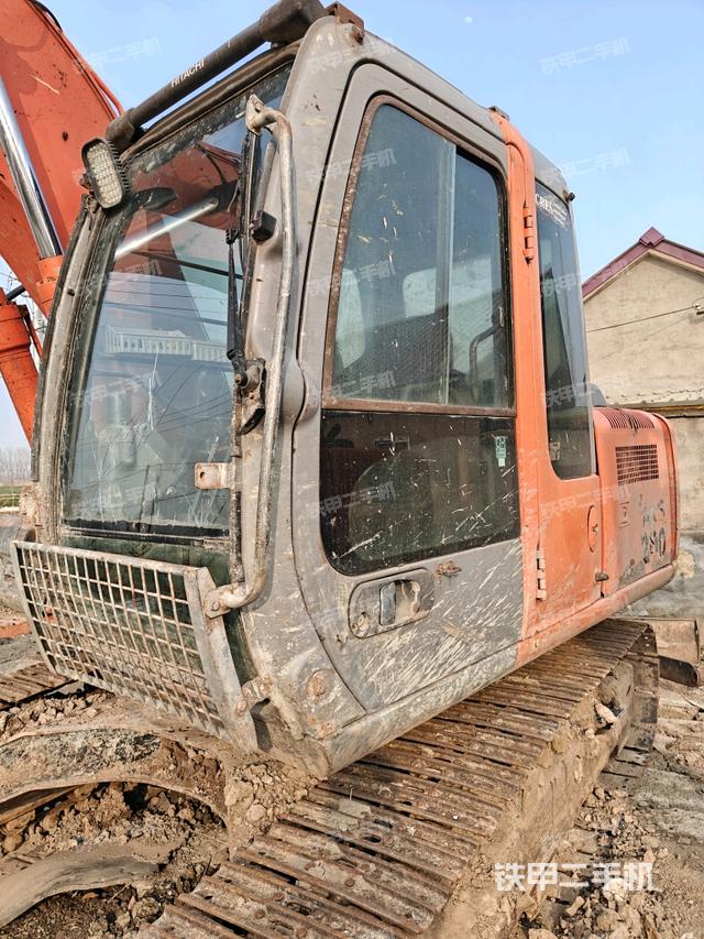 駕駛室左前45度（駕駛室部分）