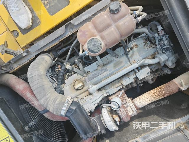 發(fā)動機整體俯視(整機外觀) 發(fā)動機整體俯視(整機外觀)