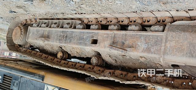 单侧履带整体（整机外观）