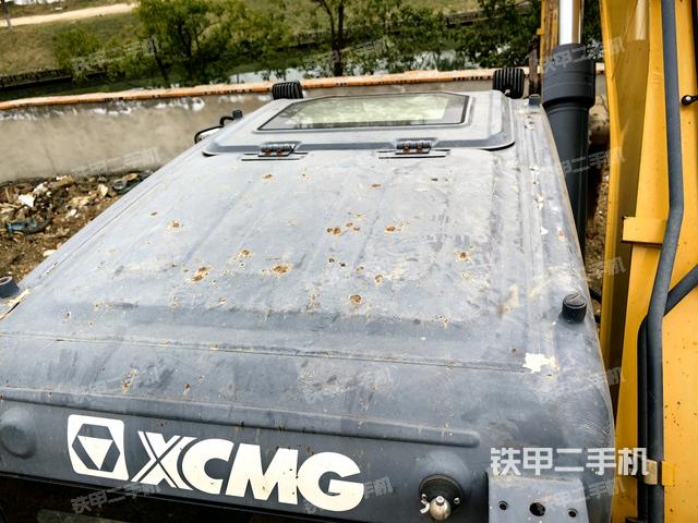 駕駛室頂部俯視（上車部件）