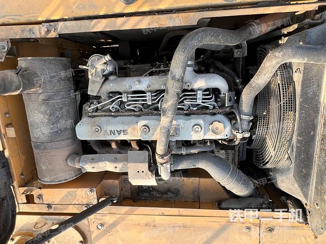 發(fā)動機整體俯視（整機外觀）