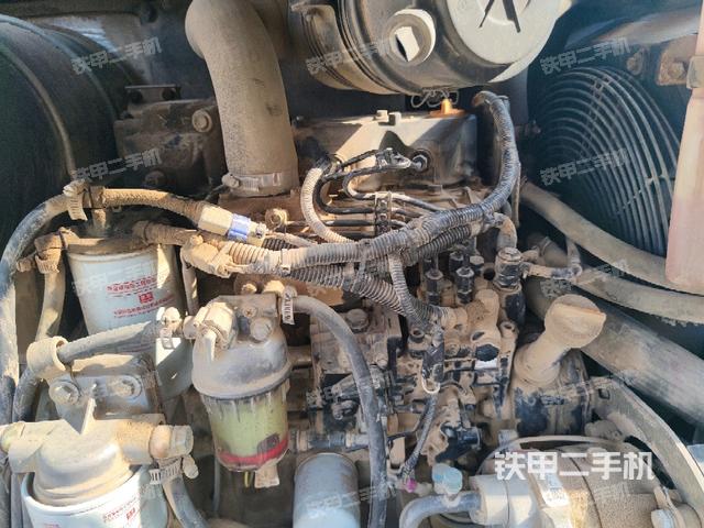 發(fā)動機整體俯視(整機外觀) 發(fā)動機整體俯視(整機外觀)