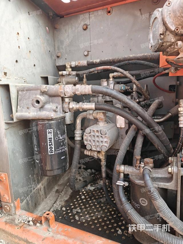 液壓泵室（大件艙室）