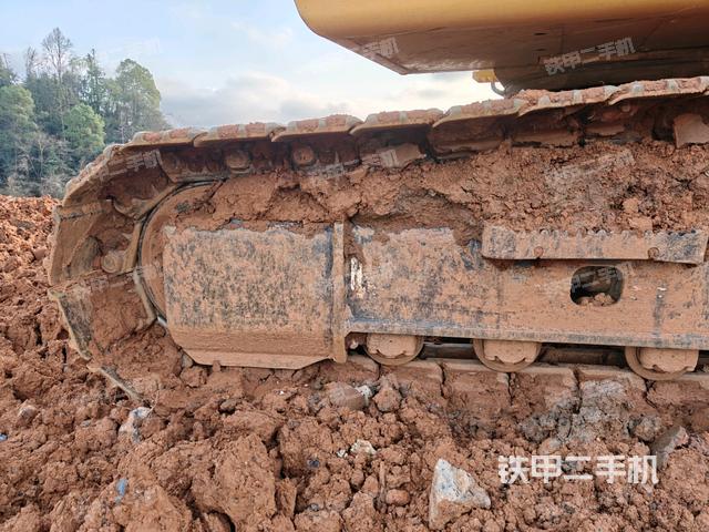 左導(dǎo)向輪（行走機(jī)構(gòu)）