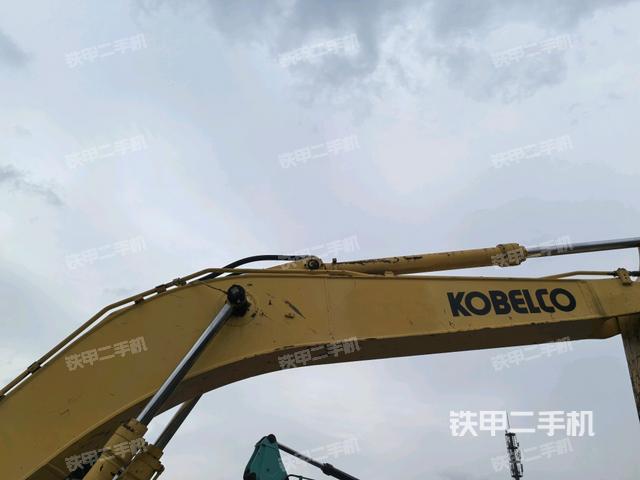 大臂整體?右側(cè)(工作和回轉(zhuǎn)裝置) 大臂整體?右側(cè)(工作和回轉(zhuǎn)裝置)