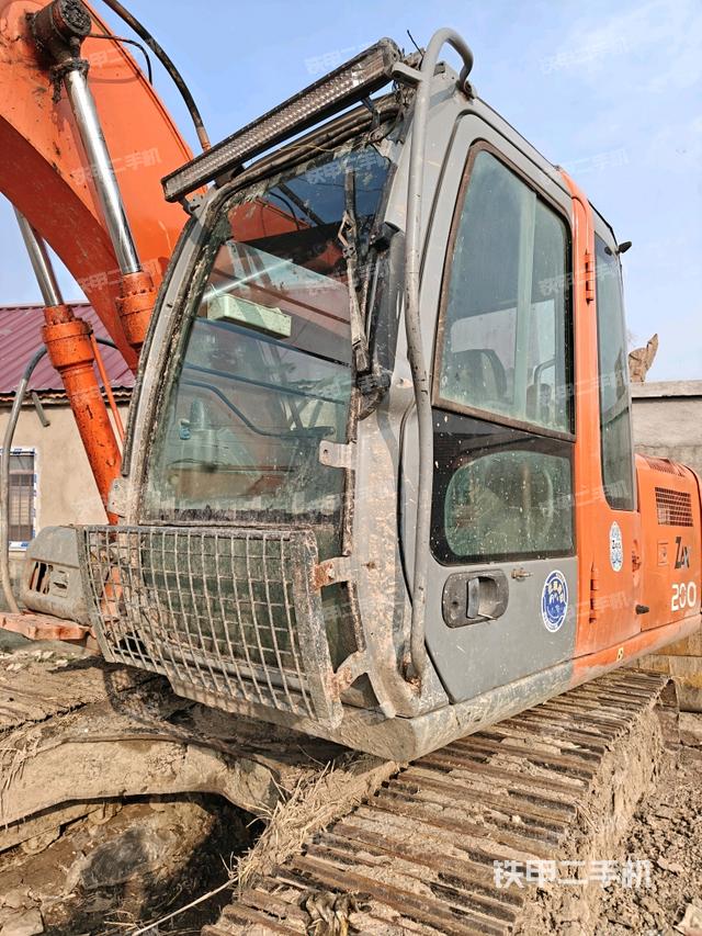 駕駛室左前45度（駕駛室部分）