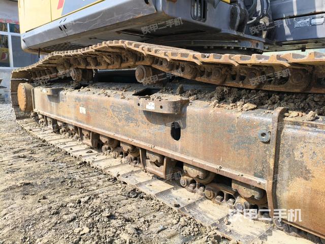 左導(dǎo)向輪（行走機(jī)構(gòu)）