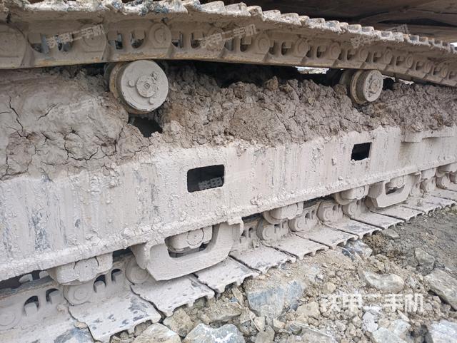 右侧履带整体（行走机构）