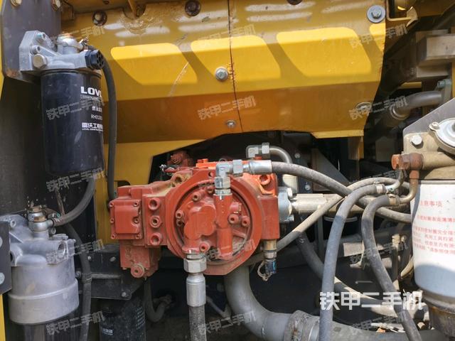 液壓泵斜45?左（大件艙室）