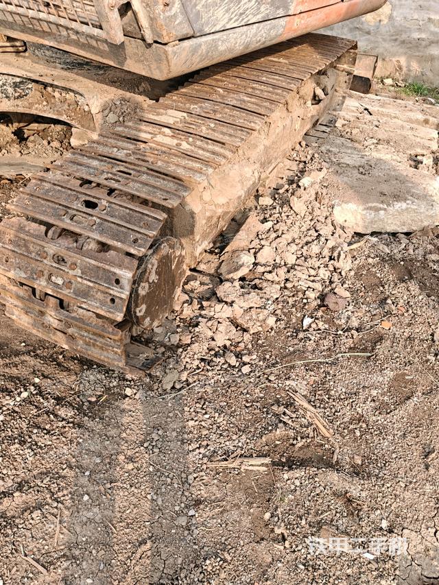 右側(cè)履帶整體（行走機(jī)構(gòu)）