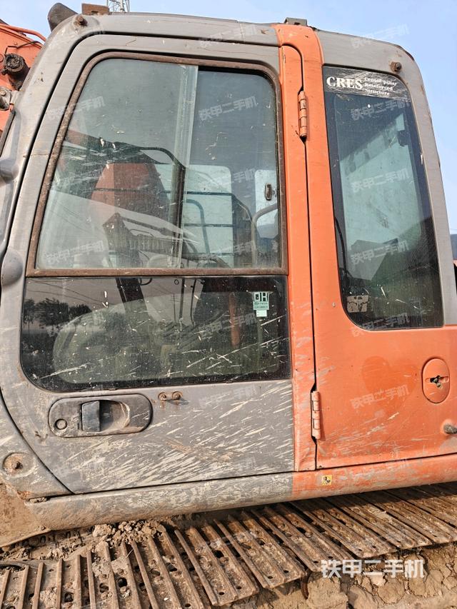 駕駛室正側(cè)（駕駛室部分）