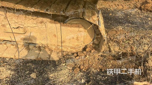 右導(dǎo)向輪（行走機(jī)構(gòu)）