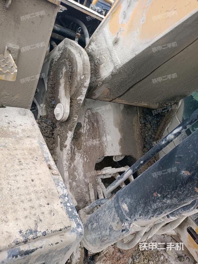 大臂根部 斜视（工作和回转装置）