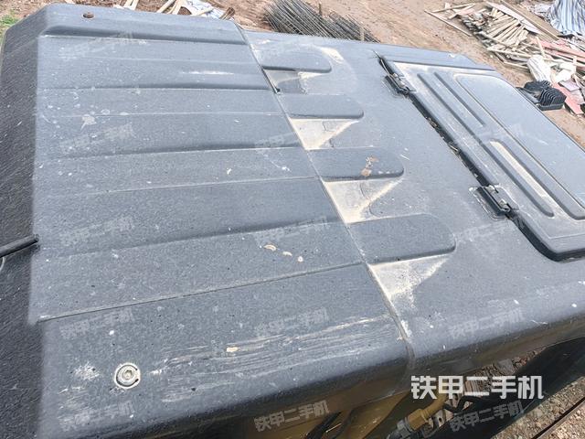 駕駛室頂部俯視（上車部件）