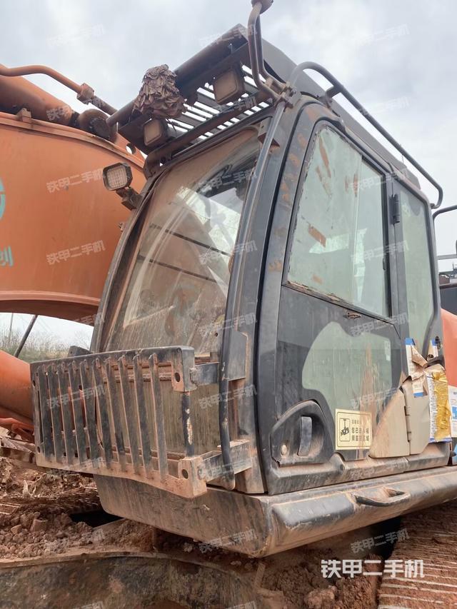 座椅后部（駕駛室部分）