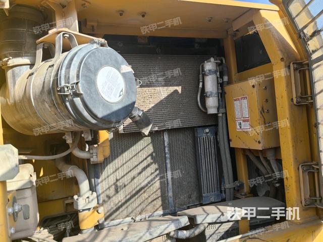 散熱器正面（大件艙室）