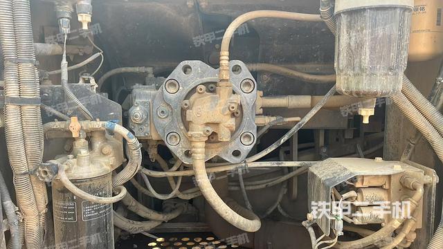 液壓泵斜45?左（大件艙室）