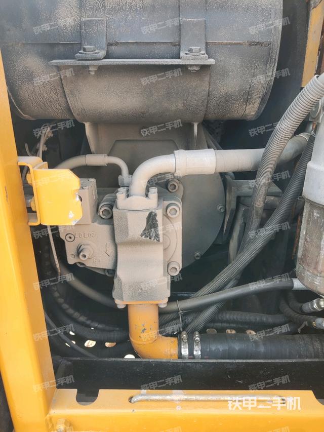 液壓泵室（大件艙室）