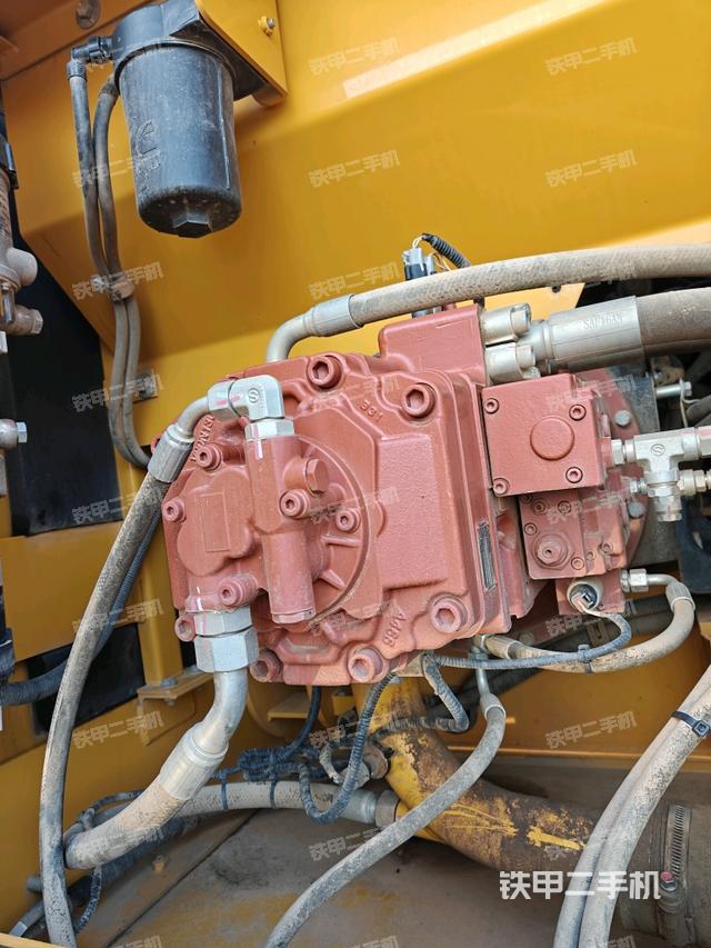 液壓泵室（大件艙室）