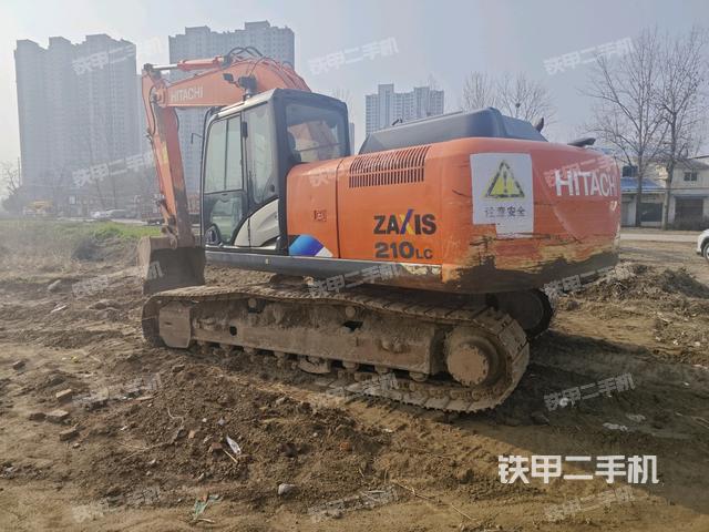 左后45(整機(jī)外觀) 左后45(整機(jī)外觀)