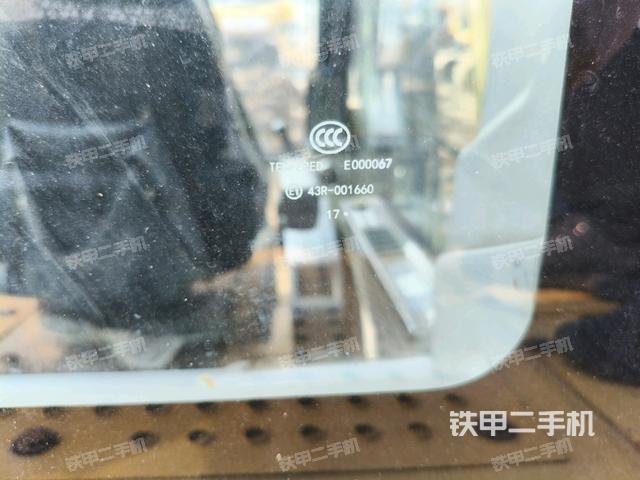 后窗玻璃角標(biāo)(駕駛室部分) 后窗玻璃角標(biāo)(駕駛室部分)