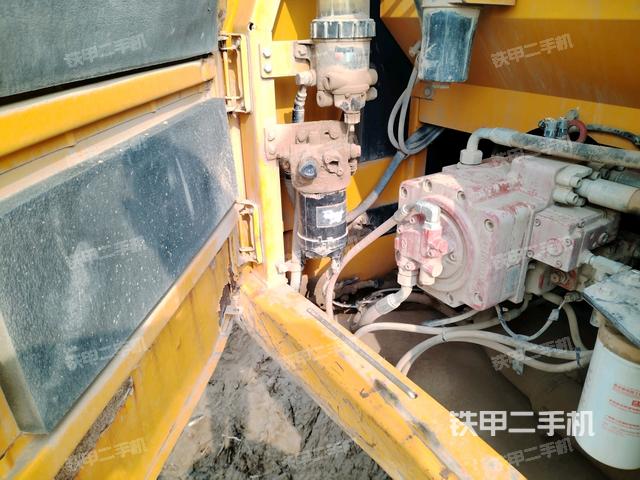 液壓泵室(大件艙室) 液壓泵室(大件艙室)