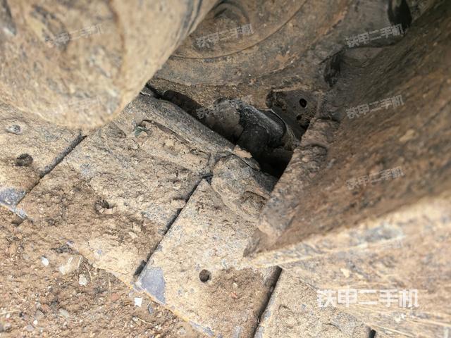 右側(cè)行走馬達(dá)蓋板(行走機(jī)構(gòu)) 右側(cè)行走馬達(dá)蓋板(行走機(jī)構(gòu))