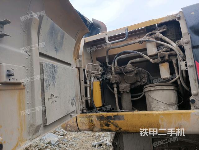 液压泵室（大件舱室）