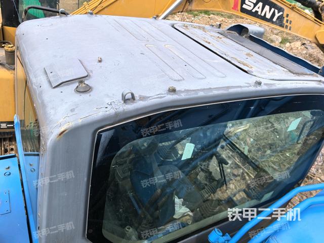 駕駛室頂部（整機(jī)外觀）